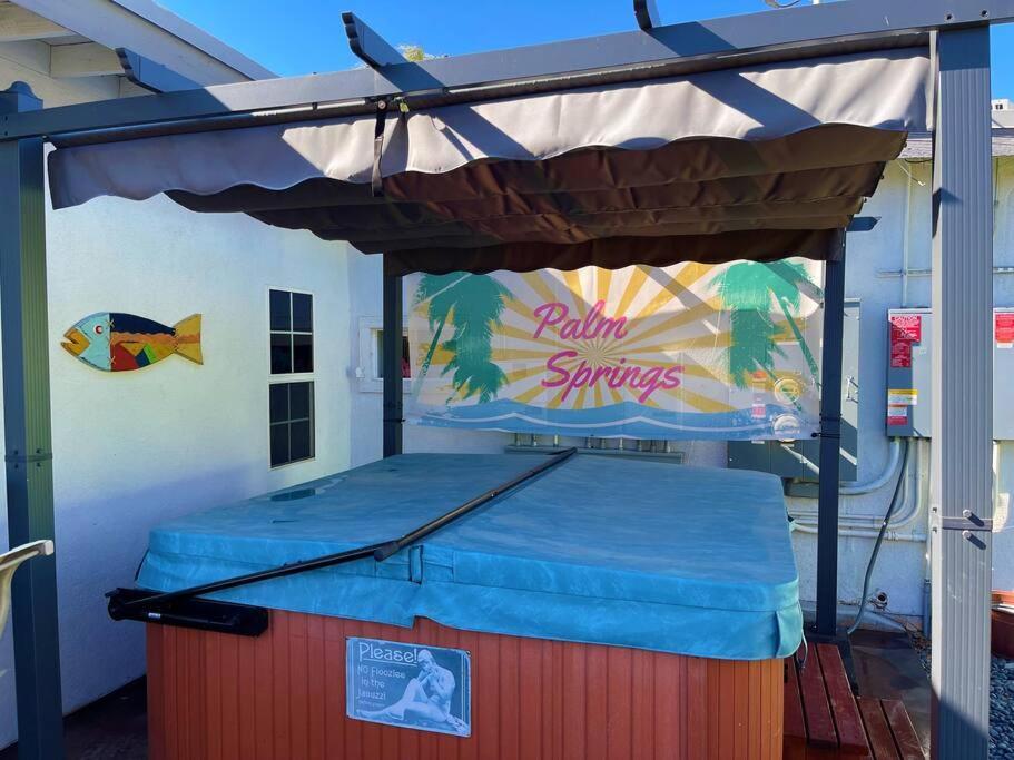 The Flamingo Palms Private 1Bd 1Ba Unit In Duplex Villa Palm Springs Exterior photo